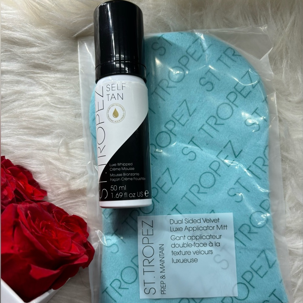 ST. TROPEZ SELF TAN Luxe Whipped Crème Mousse and Applicator Mitt